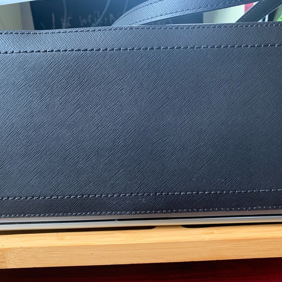 Michael Kors Sylvia Tote Collection - Picture 9 of 12